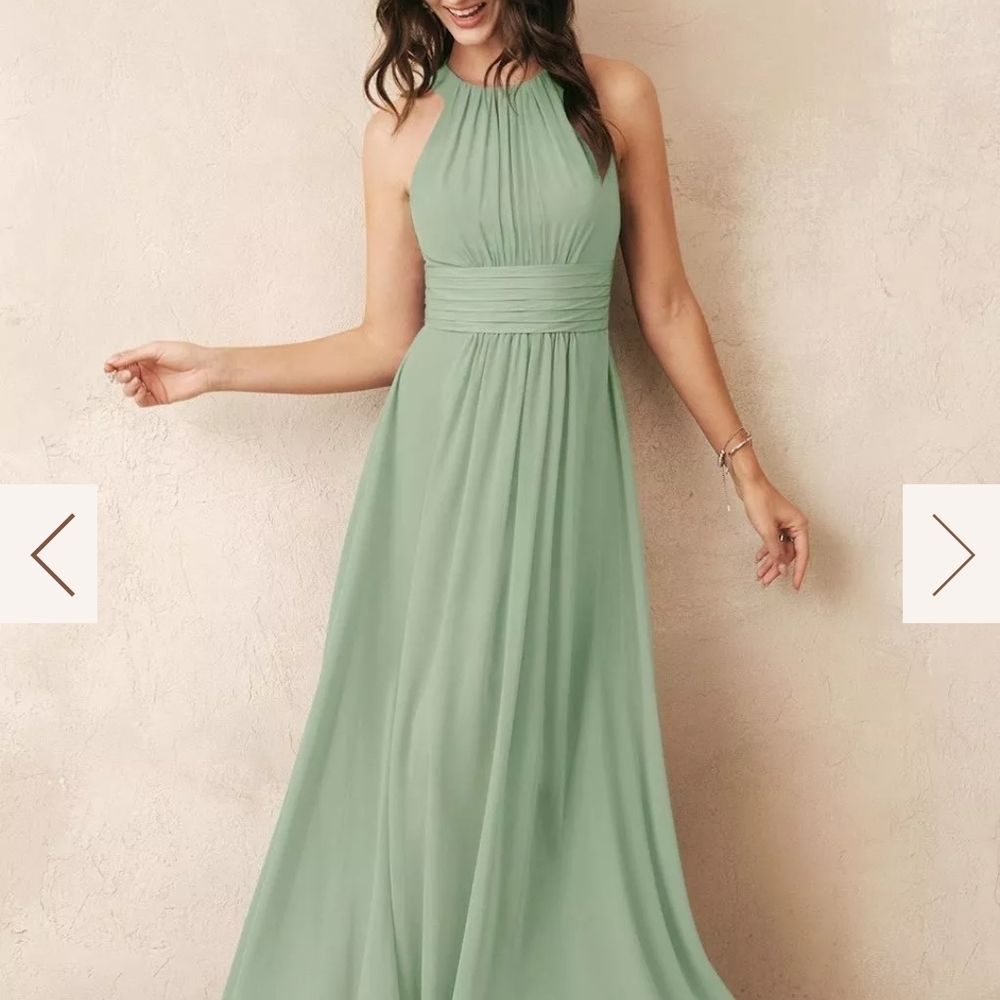 Elegant Green Halter Maxi Dress